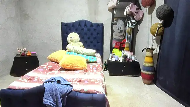 mature  bigboobs   online show from 11/17/25, 06:46