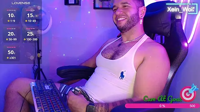 Snapshot of Xein_WoIf chatting on 02/16/25, 03:04 Xein WoIf online show from 02/16/25, 03:04