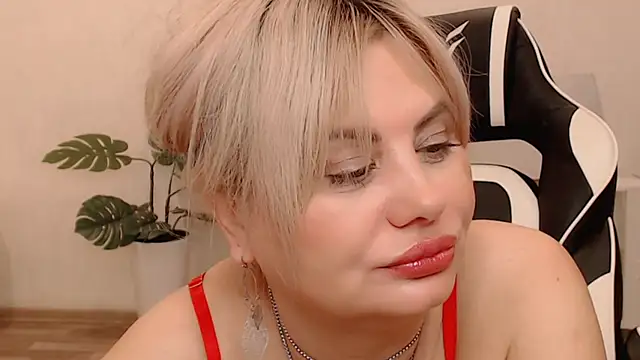 Lola Richie online show from 03/10/26, 05:12