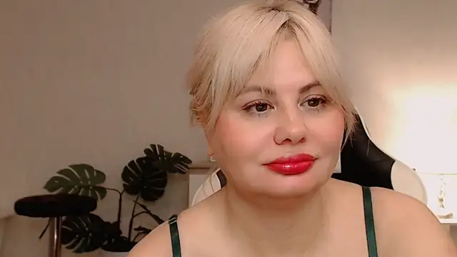 Lola Richie online show from 03/30/26, 05:08