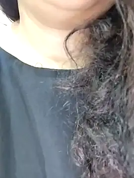 Snapshot of Doll_Nepali chatting on 01/12/25, 10:43 Doll Nepali online show from 01/12/25, 10:43