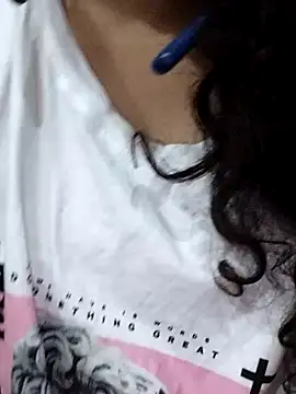 Snapshot of Doll_Nepali chatting on 01/22/25, 09:54 Doll Nepali online show from 01/22/25, 09:54