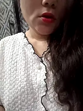 Snapshot of Doll_Nepali chatting on 03/10/25, 06:23 Doll Nepali online show from 03/10/25, 06:23