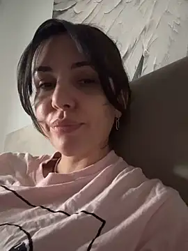 TaniaAmore online show from 10/08/25, 12:36