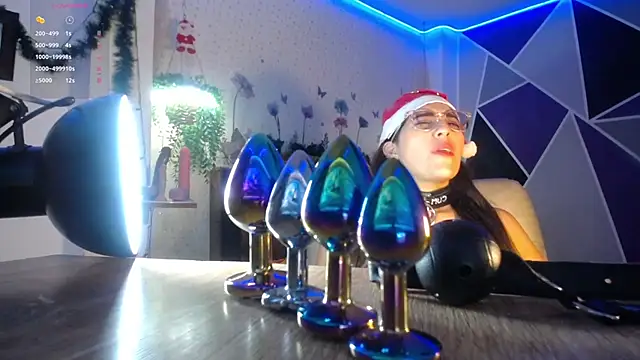 DaMikaela  online show from 12/16/25, 06:57