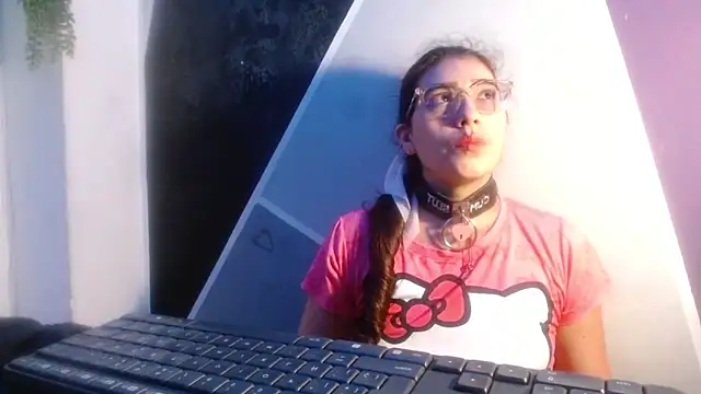 DaMikaela  online show from 02/20/26, 01:55