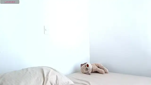 Ania jones online show from 11/01/25, 06:21