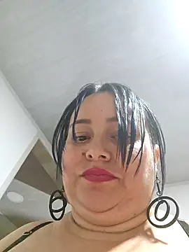 Snapshot of sammyEvans__ chatting on 01/22/25, 04:55 sammyEvans online show from 01/22/25, 04:55