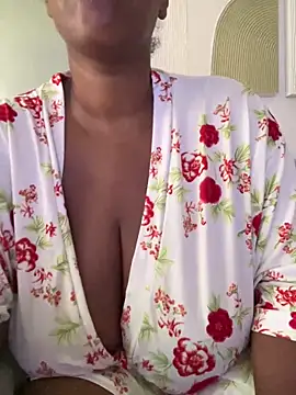 LiraRusso online show from 04/05/26, 10:29