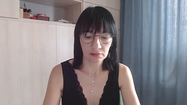Erica95Bloom online show from 09/18/25, 08:27