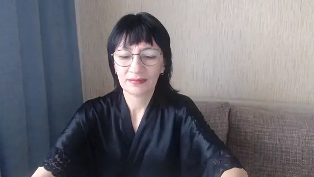 Erica95Bloom online show from 10/14/25, 10:27
