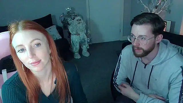 Red firesquirt online show from 12/21/24, 09:25