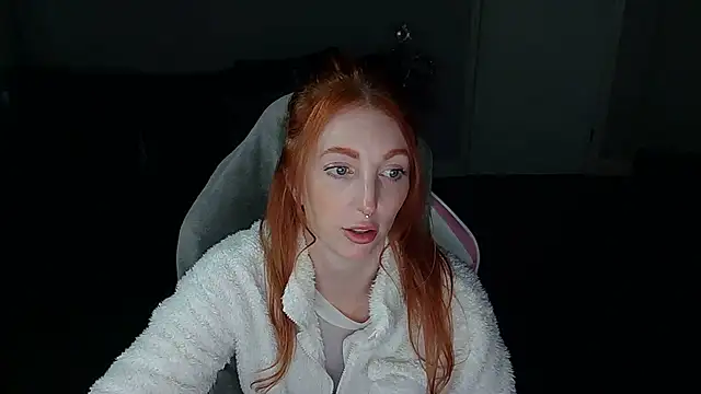 Red firesquirt online show from 02/11/25, 02:46