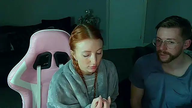 Red firesquirt online show from 02/20/25, 09:20