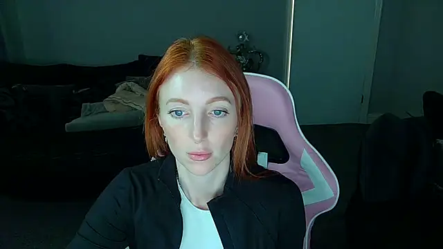 Red firesquirt online show from 03/05/25, 04:24