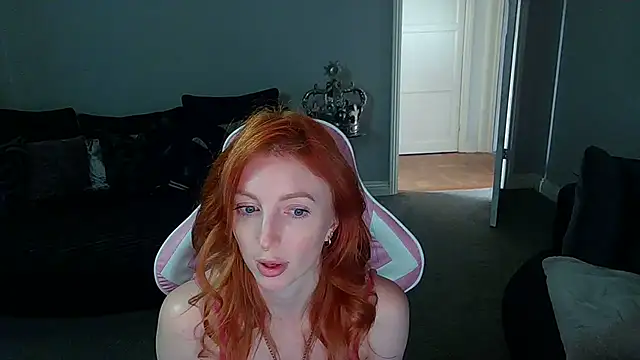 Red firesquirt online show from 03/13/25, 03:28