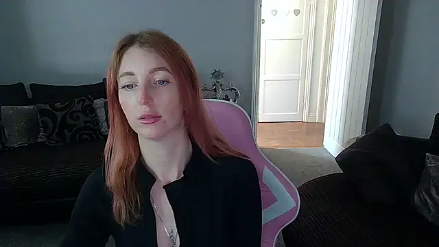 Red firesquirt online show from 04/27/26, 11:19