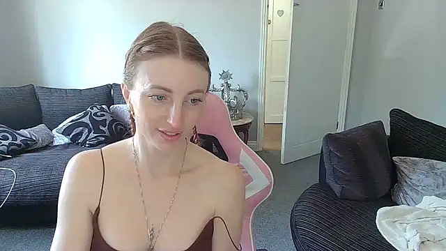 Red firesquirt online show from 04/29/26, 08:51