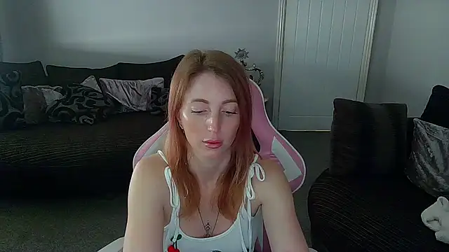 Red firesquirt online show from 05/06/26, 11:15
