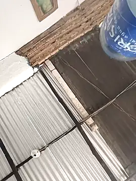 Yelly online show from 02/04/26, 03:40