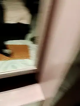 Snapshot of xxxhugedick0001 chatting on 12/04/24, 06:50 xxxhugedick0001 online show from 12/04/24, 06:50