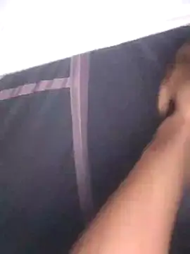 Snapshot of xxxhugedick0001 chatting on 03/10/25, 11:27 xxxhugedick0001 online show from 03/10/25, 11:27