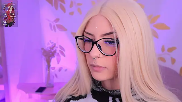 Misselektra   online show from 10/07/25, 04:42