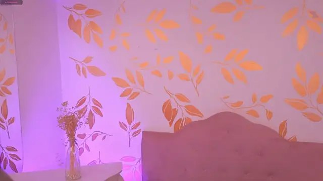 Snapshot of Misselektra__ chatting on 06/01/26, 04:14 Misselektra online show from 06/01/26, 04:14