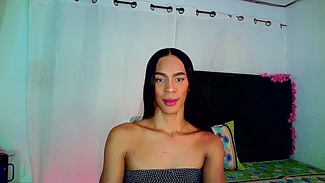 carmen14 online show from 11/18/25, 02:17