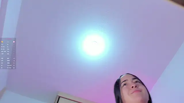 soyamandaa  online show from 12/18/24, 11:51