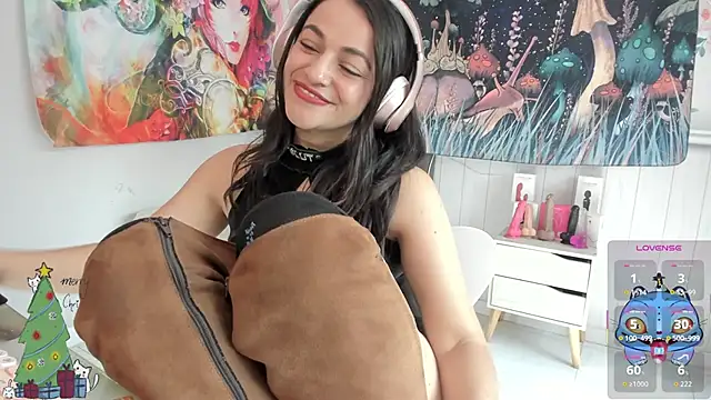 LovelyAzucena online show from 12/16/25, 02:55