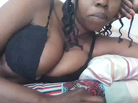 Snapshot of Sexxy_blush1 chatting on 09/22/25, 06:15 Sexxy blush1 online show from 09/22/25, 06:15