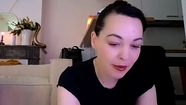 Lilie romeo online show from 01/03/25, 11:46