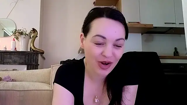 Lilie romeo online show from 02/07/25, 03:08