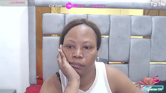 Snapshot of Cholatin chatting on 02/03/25, 01:51 Cholatin online show from 02/03/25, 01:51