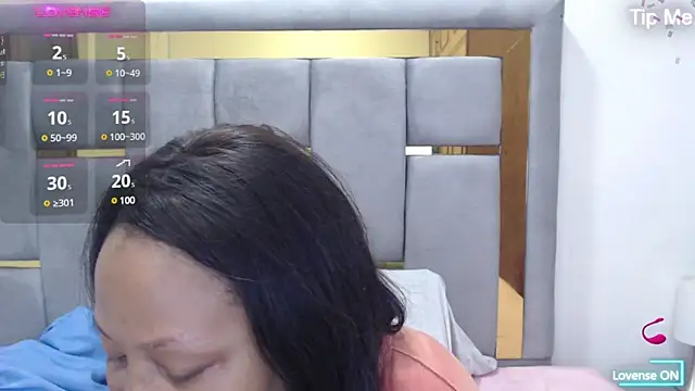Snapshot of Cholatin chatting on 03/22/25, 11:53 Cholatin online show from 03/22/25, 11:53