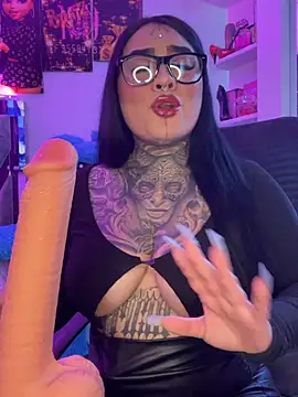 CloeeBeckam online show from 03/08/26, 06:55