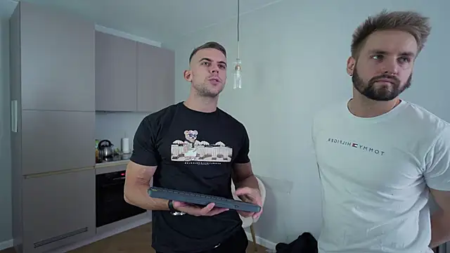 enjoy me online show from 04/02/26, 09:29