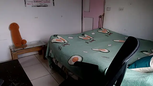 girl milk2 online show from 03/30/26, 02:51