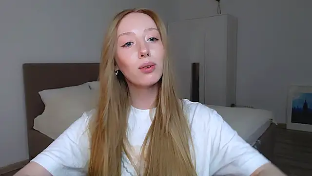 Luna insniity online show from 01/04/25, 12:27