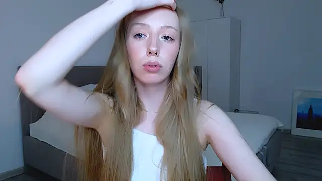 Luna insniity online show from 01/13/25, 12:09