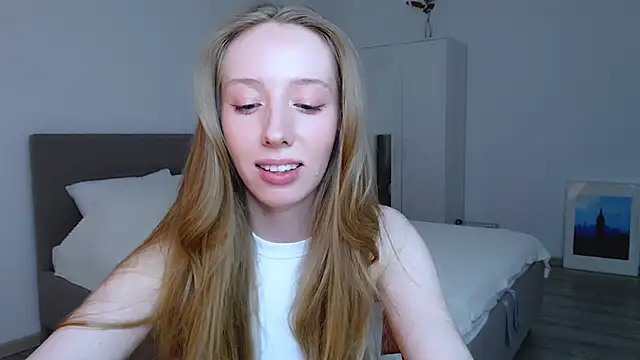 Luna insniity online show from 01/27/25, 12:12