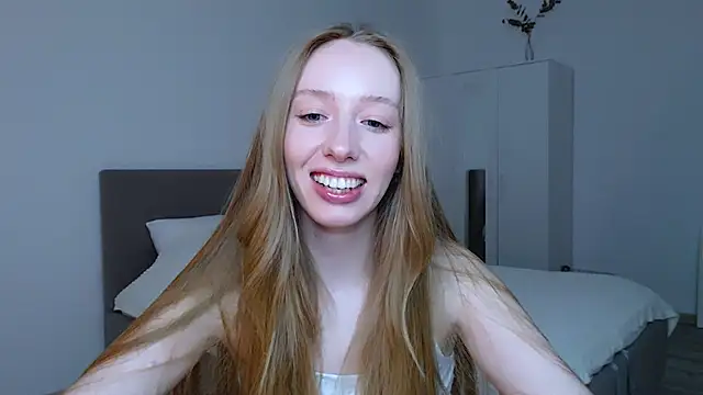 Luna insniity online show from 03/12/25, 11:33