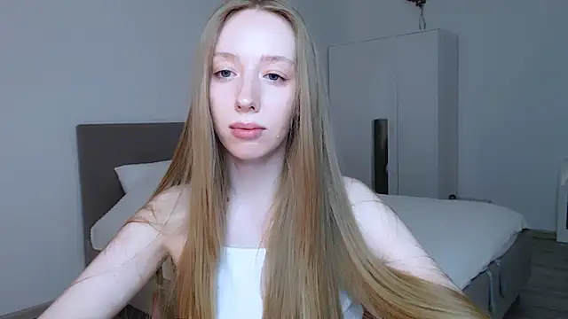 Luna insniity online show from 03/15/25, 10:33