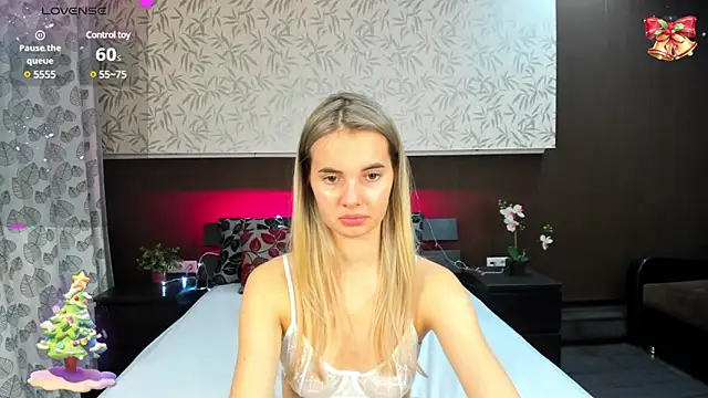 Snapshot of Donna_Evans chatting on 01/13/25, 03:01 Donna Evans online show from 01/13/25, 03:01