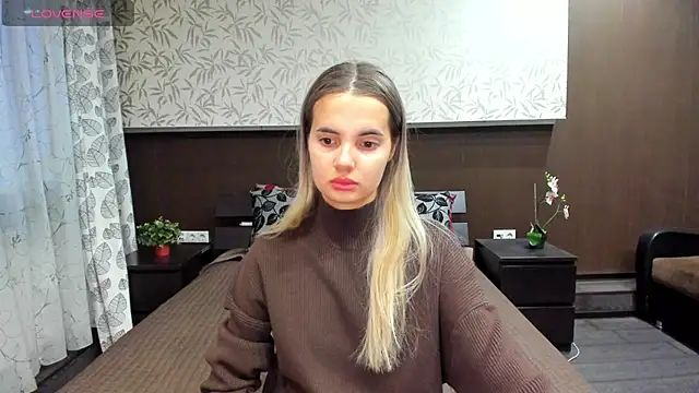 Snapshot of Donna_Evans chatting on 03/23/25, 12:15 Donna Evans online show from 03/23/25, 12:15