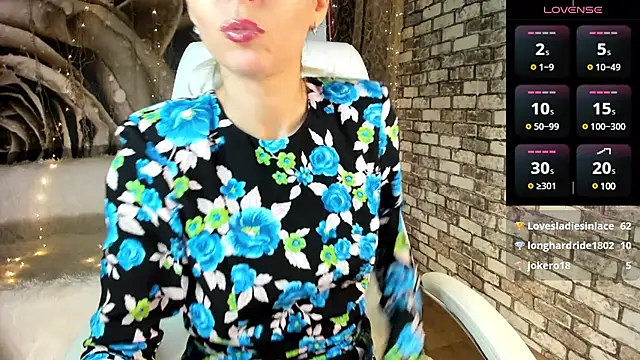 Snapshot of Eva_Melow chatting on 12/21/24, 10:51 Eva Melow online show from 12/21/24, 10:51