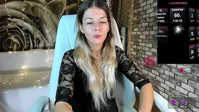 Snapshot of Eva_Melow chatting on 01/11/25, 05:51 Eva Melow online show from 01/11/25, 05:51