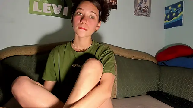 any 21hot online show from 05/26/26, 06:59