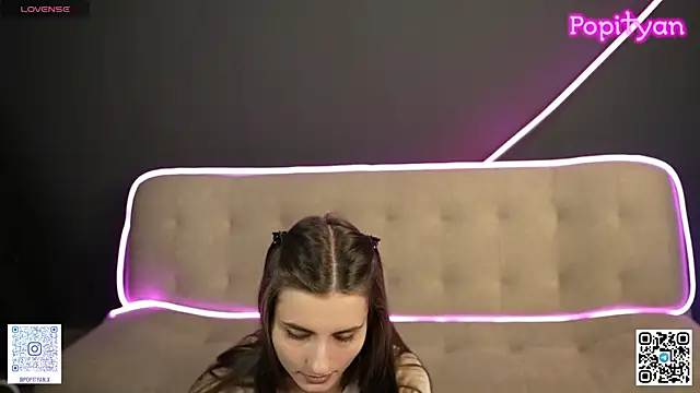 popityan1 online show from 10/10/25, 07:40